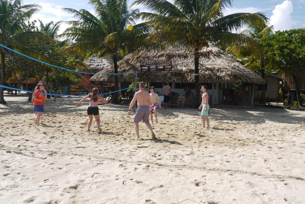 Green Parrot Beach Houses And Resort Placencia Экстерьер фото